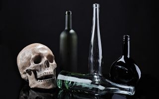 Нужны ли устрашающие этикетки на бутылках с алкоголем