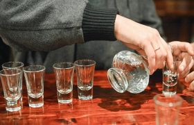 5 групп людей, злоупотребляющих спиртным