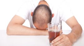 Пивной алкоголизм у мужчин и женщин: симптомы