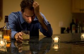 Алкоголизм у мужчин: признаки, причины и последствия