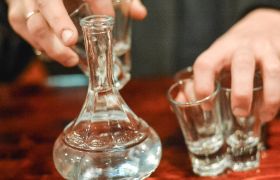 Как снизить потребление алкоголя в Сибири