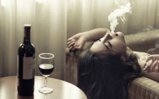 Вино и сигареты одинаково вредны